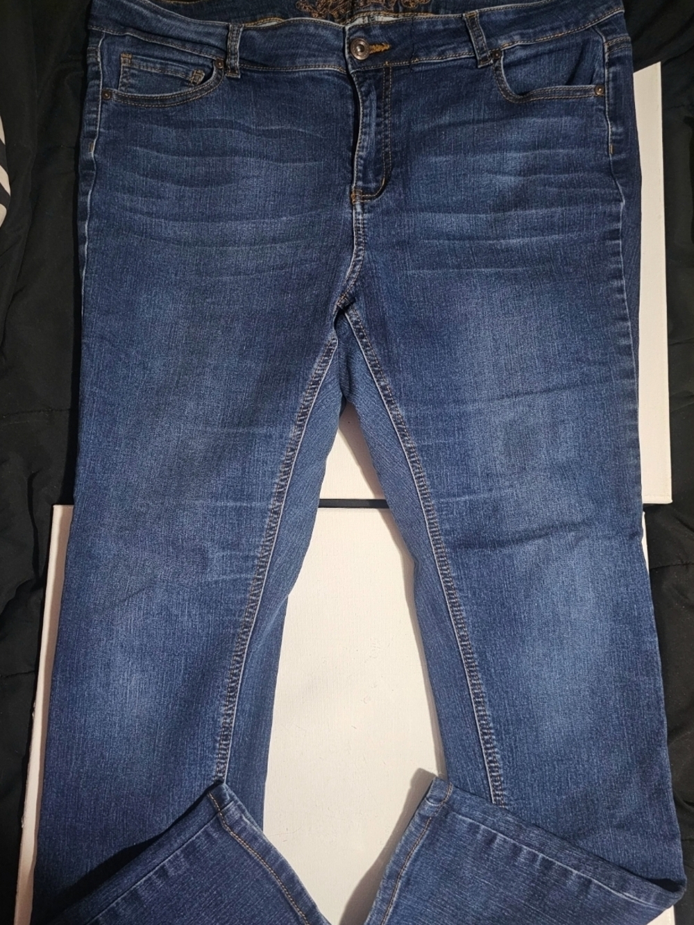 Wax Jean Women’s Straight Leg Jeans - Picture 2 of 15